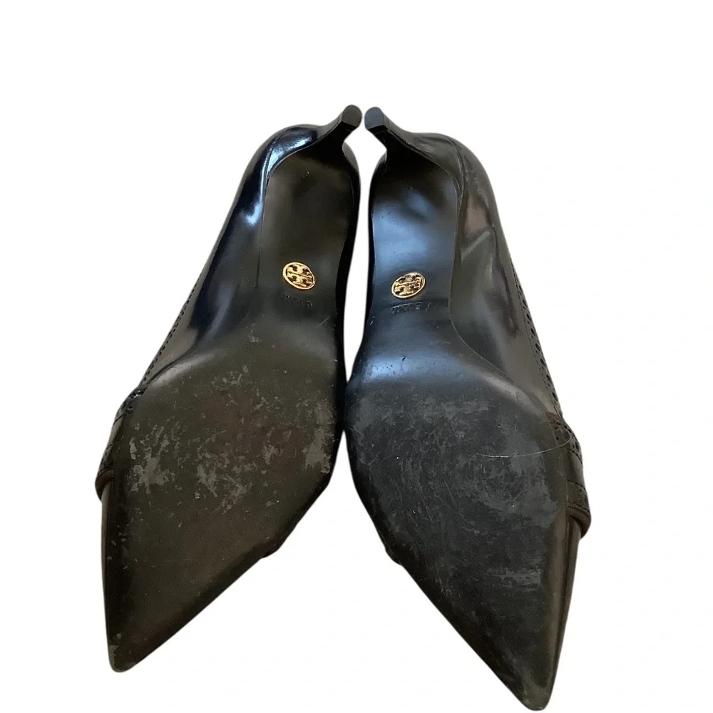 Tory Burch classic  Pointed-Toe Leather Pumps in black